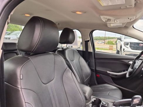 Used 2013 Ford Focus SE FWD image 20