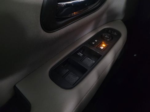 Used 2016 Honda HR-V LX image 27