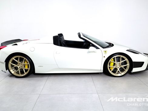 Used 2014 Ferrari 458 Spider RWD image 10