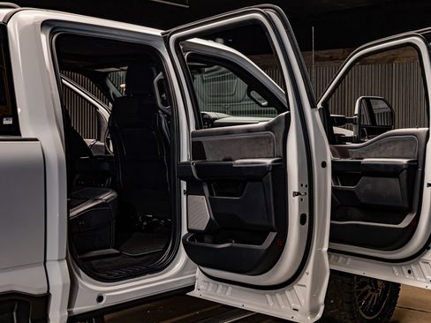 Used 2026 Ford F450 Platinum image 27