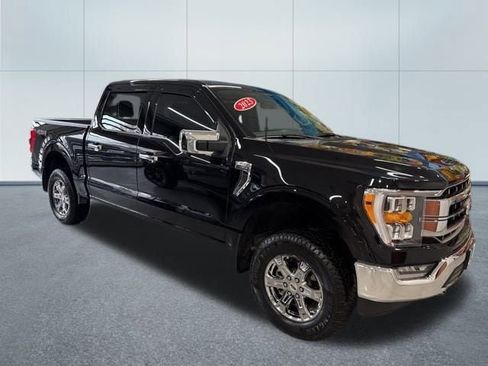 Used 2023 Ford F150 Lariat w/ Trailer Tow Package image 9