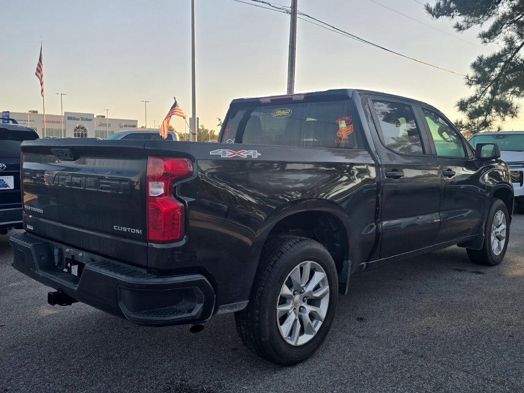 Certified 2024 Chevrolet Silverado 1500 Custom AWD/4WD image 3