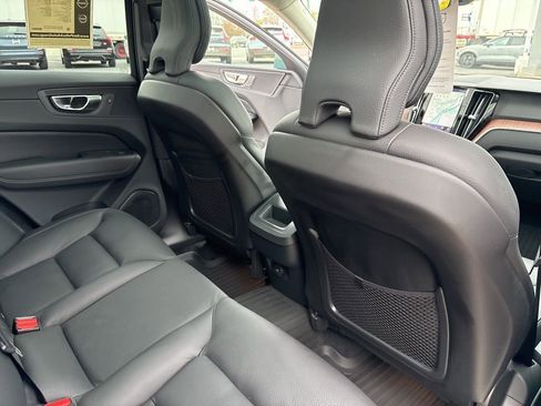 Certified 2023 Volvo XC60 B5 Plus w/ Climate Package AWD/4WD image 42