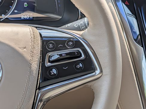 Used 2014 Cadillac ELR FWD image 27