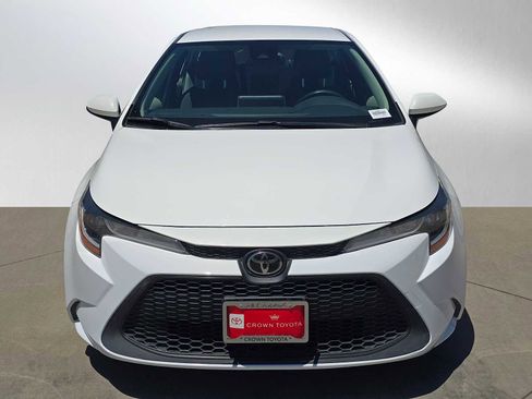 Used 2021 Toyota Corolla LE w/ Carpet Mat Package (TMS) FWD image 8