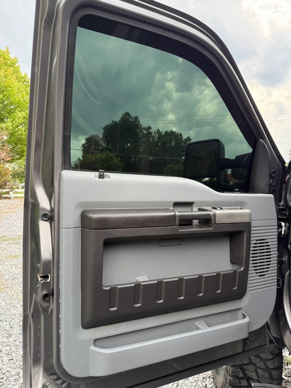 Used 2014 Ford F250 XLT w/ XLT Value Package AWD/4WD image 15