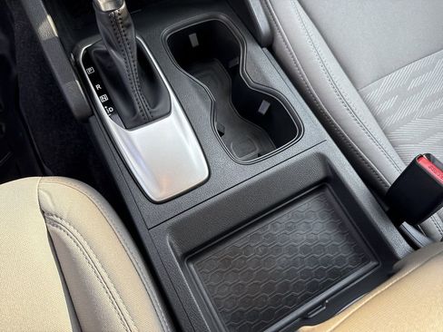 Used 2023 Nissan Frontier SV image 35