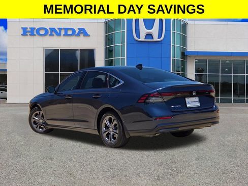 Used 2023 Honda Accord EX image 5
