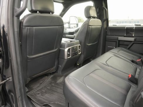 Used 2022 Ford F450 Platinum image 12
