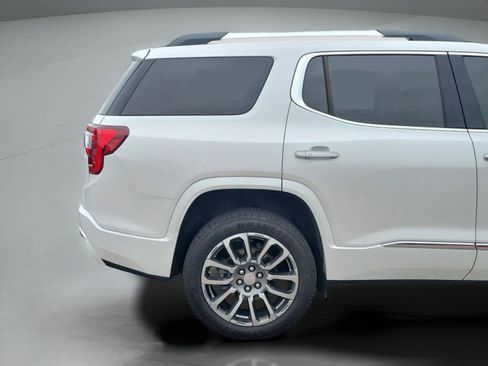 Used 2021 GMC Acadia Denali w/ Denali Technology Package image 36