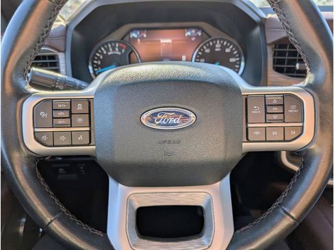 Used 2023 Ford Expedition Max Limited image 20