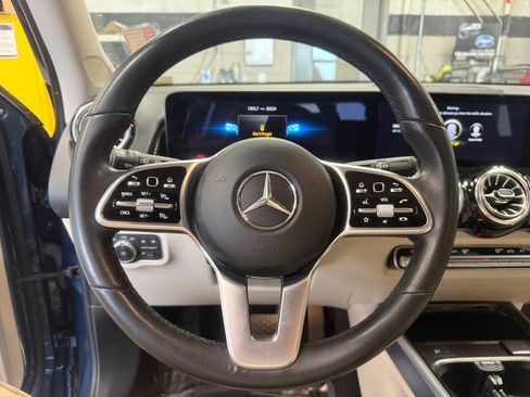 Certified 2023 Mercedes-Benz GLB 250 4MATIC image 9