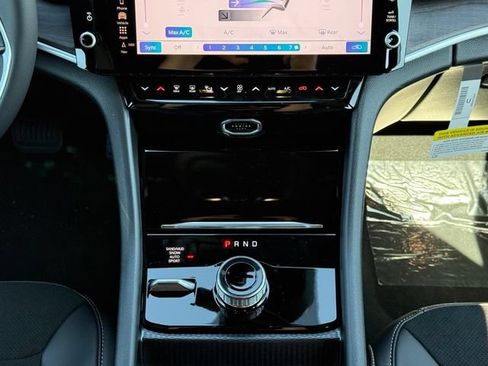 New 2026 Jeep Grand Cherokee Altitude AWD/4WD image 19