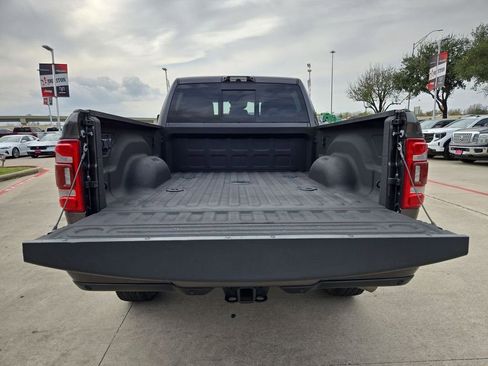 Used 2023 RAM 2500 Limited image 30