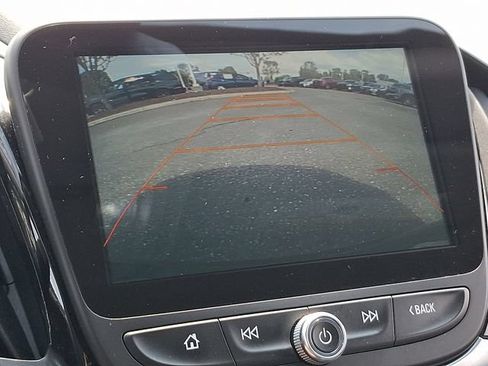 Used 2017 Chevrolet Volt Premier w/ Driver Confidence II Package FWD image 13