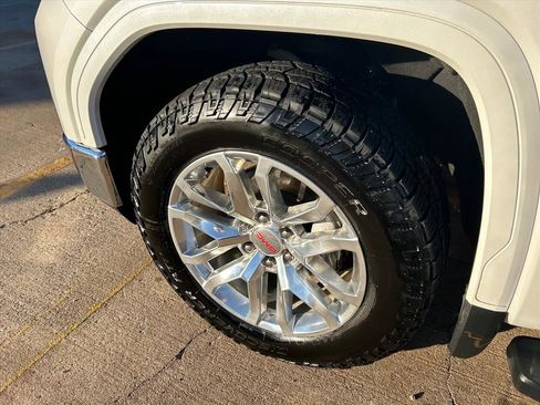 Used 2022 GMC Sierra 1500 SLT image 9