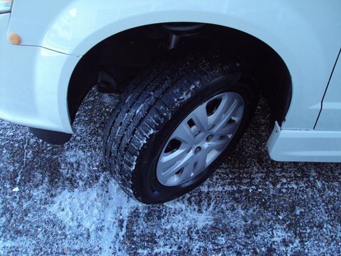 Used 2015 Dodge Grand Caravan SE w/ Quick Order Package 29E SE image 31