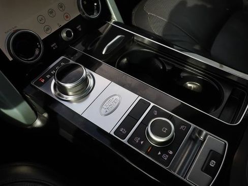 Used 2020 Land Rover Range Rover HSE image 64