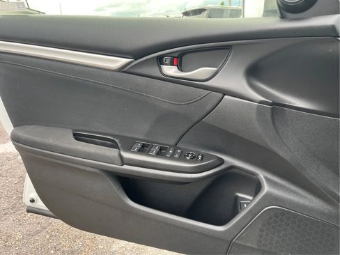 Used 2019 Honda Civic EX image 19
