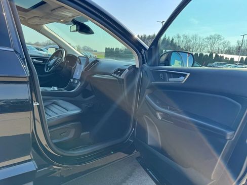 Certified 2023 Ford Edge SEL w/ Convenience Package AWD/4WD image 11