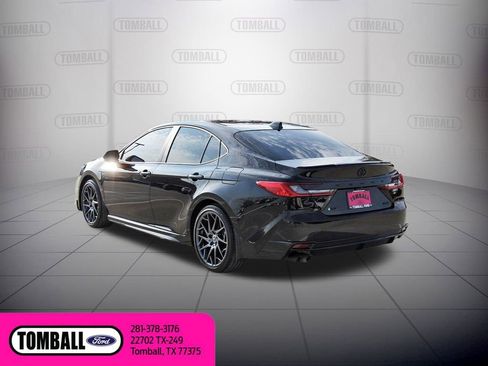 Used 2026 Toyota Camry XSE w/ Premium Plus Package image 5