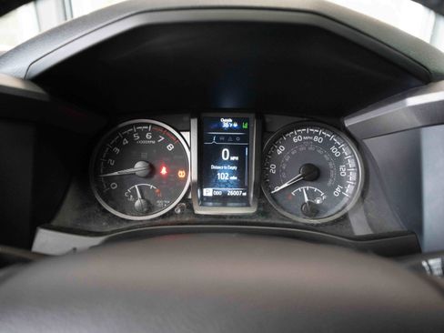 Used 2021 Toyota Tacoma TRD Off-Road image 16