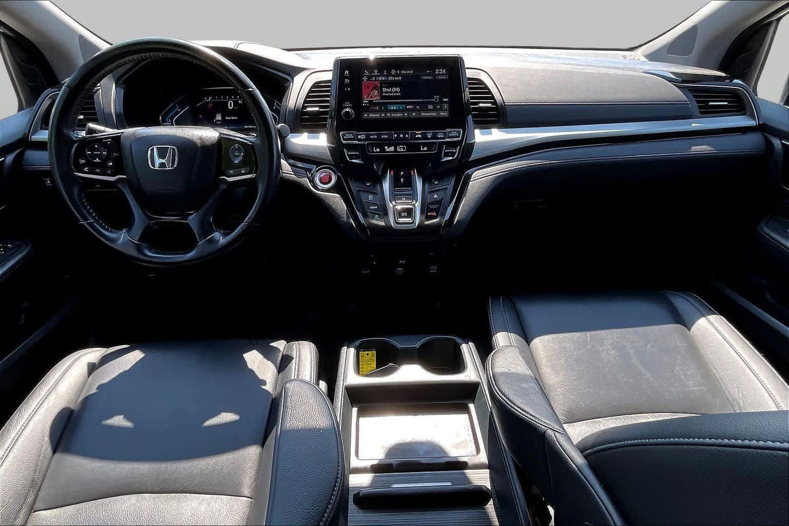 Used 2023 Honda Odyssey Touring image 16