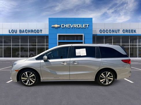 Used 2023 Honda Odyssey Touring image 5