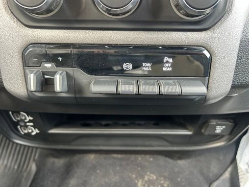 Used 2020 RAM 2500 Tradesman w/ Safety Group AWD/4WD image 13