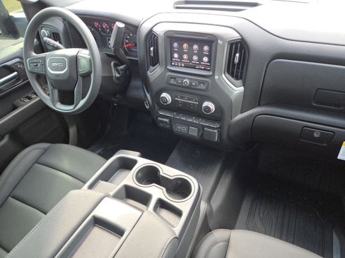 New 2026 GMC Sierra 2500 Pro image 24