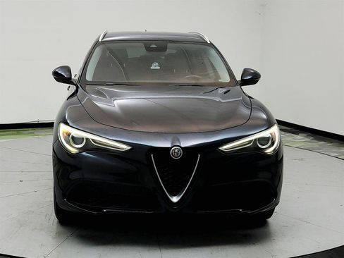 Used 2018 Alfa Romeo Stelvio AWD w/ Cold Weather Package image 2