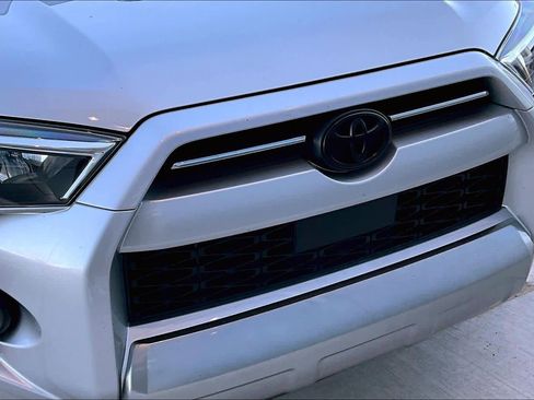 Used 2022 Toyota 4Runner TRD Off-Road image 30