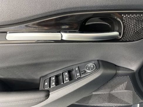 New 2026 Kia Seltos S AWD/4WD image 19
