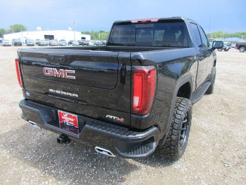 New 2026 GMC Sierra 1500 AT4 w/ AT4 Premium Package AWD/4WD image 5