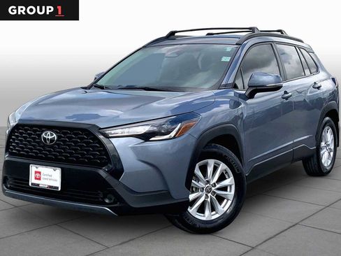 Used 2023 Toyota Corolla Cross LE FWD image 1