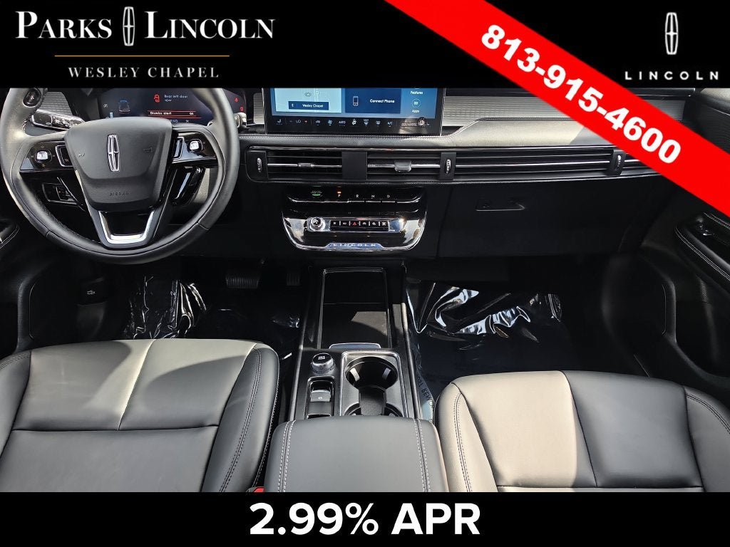 Certified 2025 Lincoln Corsair FWD image 11