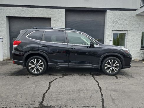 Used 2019 Subaru Forester Limited AWD/4WD image 4