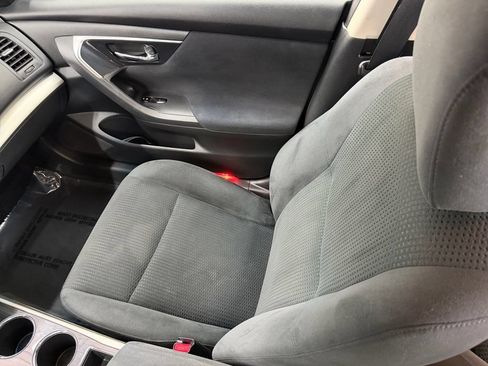 Used 2014 Nissan Altima 2.5 S FWD image 39