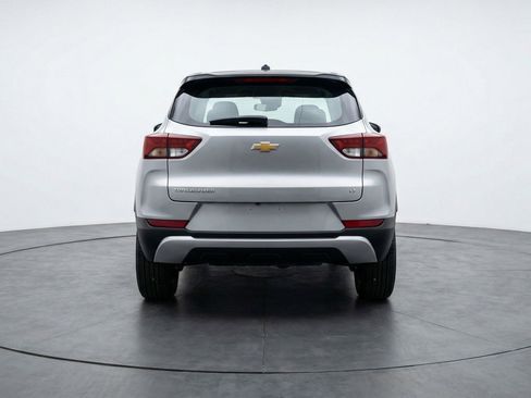 Used 2025 Chevrolet TrailBlazer LT FWD image 7