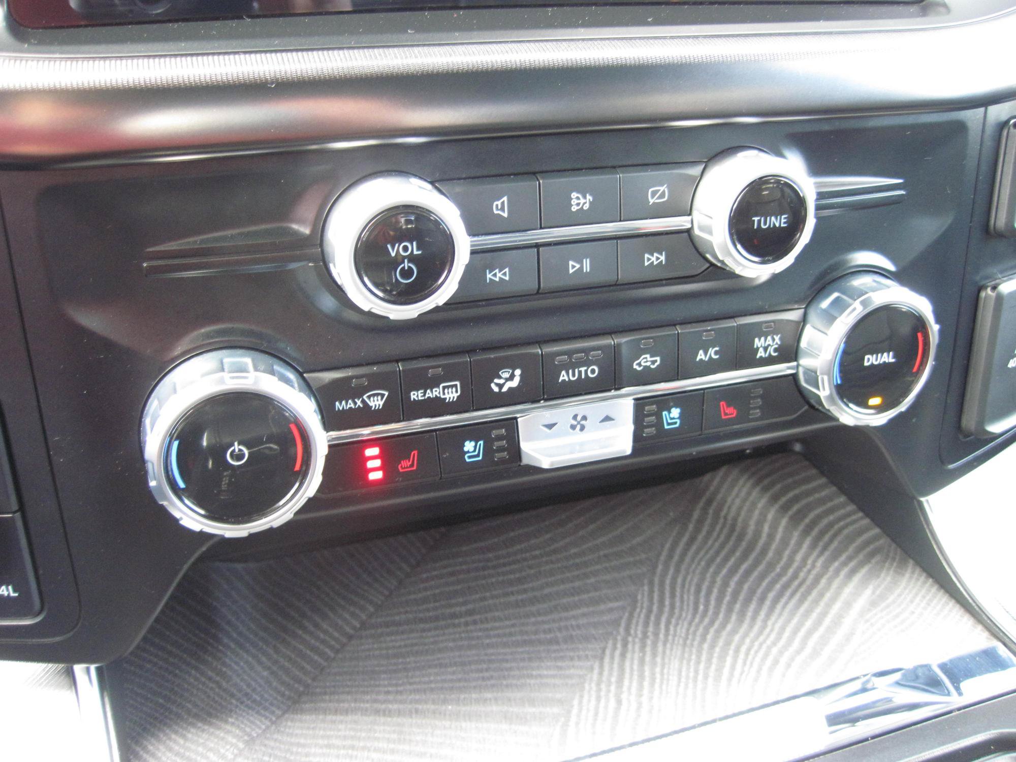 Used 2023 Ford F150 Platinum AWD/4WD image 21