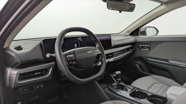 Used 2025 Kia K4 EX FWD image 24