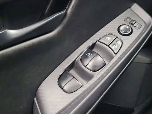 Used 2025 Nissan Sentra S FWD image 27