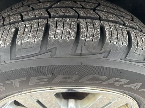 Used 2014 Cadillac SRX Luxury w/ Driver Awareness Package image 8