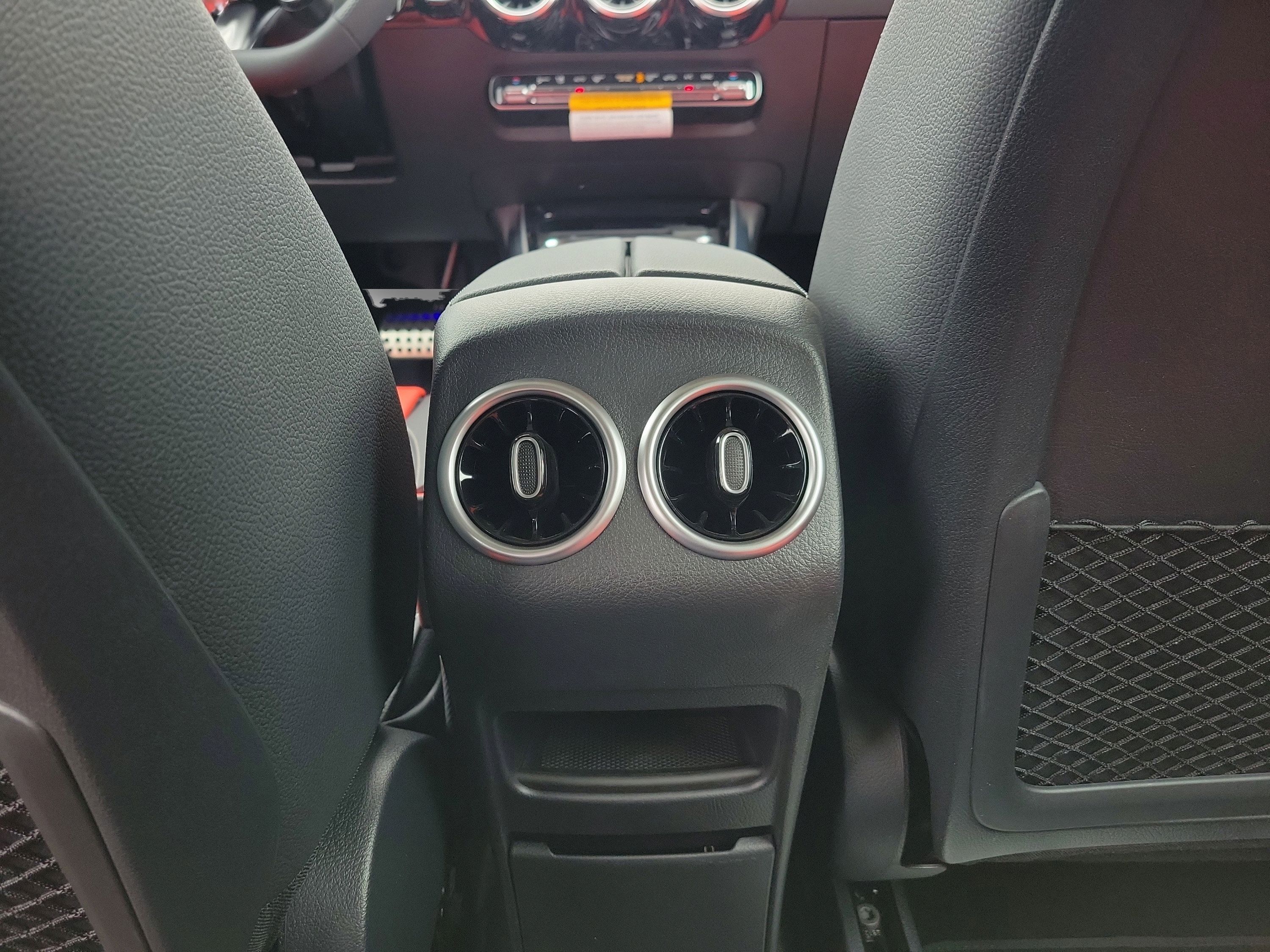 New 2026 Mercedes-Benz GLA 35 AMG 4MATIC image 11