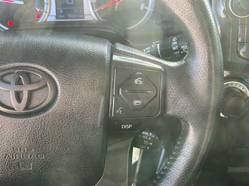 Used 2019 Toyota 4Runner TRD Off-Road Premium AWD/4WD image 10