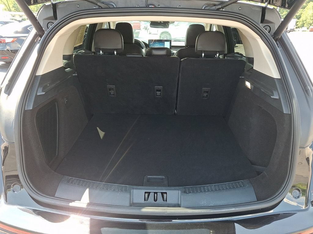Certified 2023 Lincoln Corsair AWD image 28