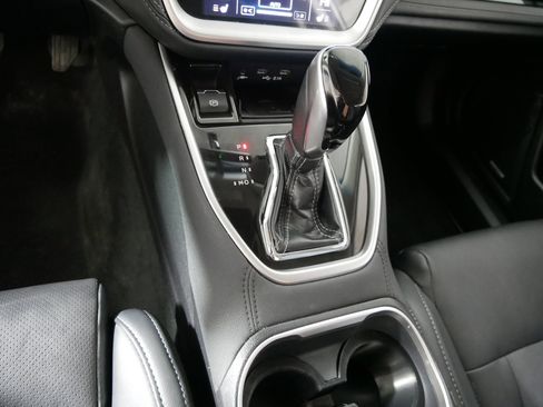 Used 2020 Subaru Outback Limited w/ Popular Package #2 image 24