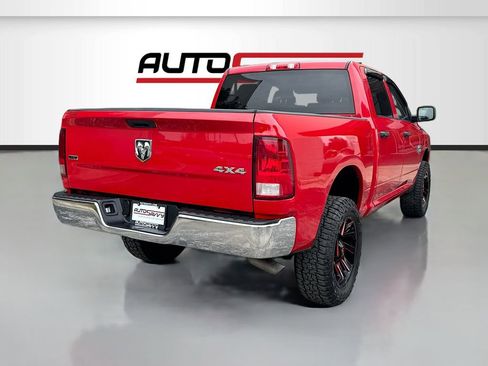 Used 2022 RAM 1500 Classic SLT AWD/4WD image 7