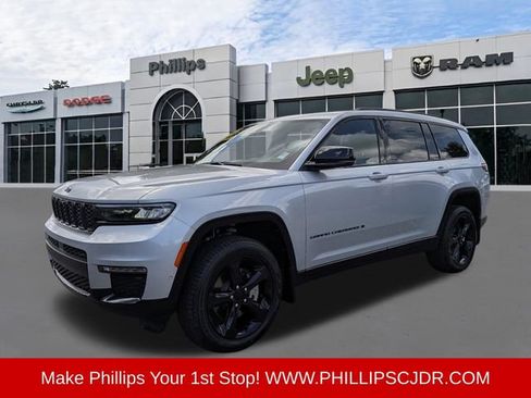 Used 2025 Jeep Grand Cherokee L Limited w/ Luxury Tech Group II AWD/4WD image 7