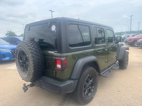 Used 2022 Jeep Wrangler Unlimited Sport AWD/4WD image 3